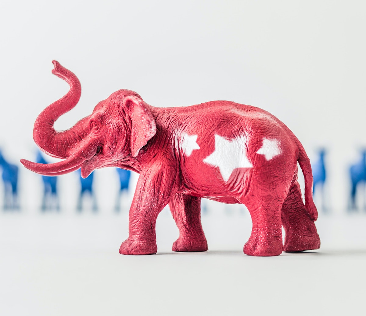 Are You Still Thinking of An Elephant?